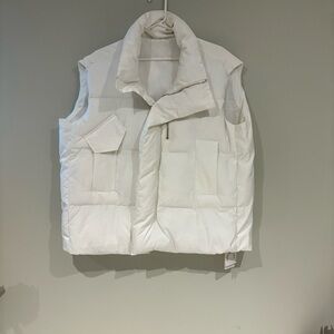 Commense White Puffer Vest- Small